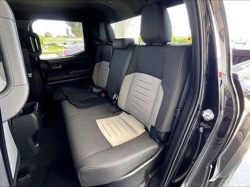 Certified 2025 Toyota Tacoma TRD Off-Road image 23