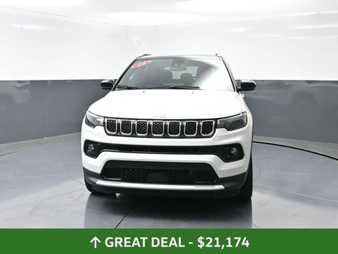 Used 2024 Jeep Compass Limited image 7