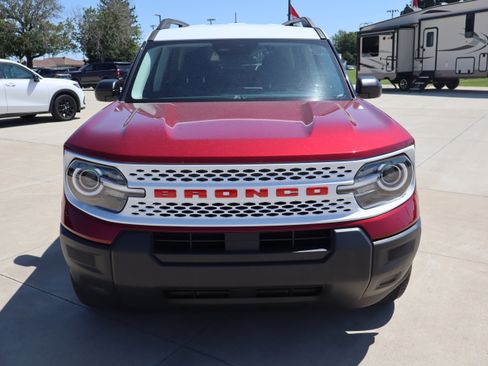Used 2025 Ford Bronco Sport Heritage AWD/4WD image 3