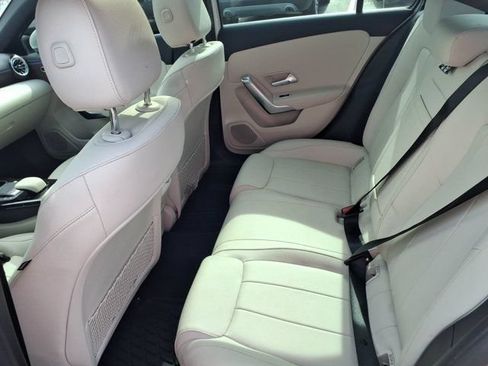 Used 2022 Mercedes-Benz A 220 4MATIC image 26