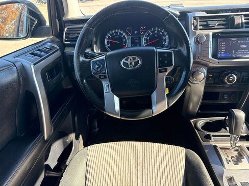Used 2014 Toyota 4Runner SR5 image 22