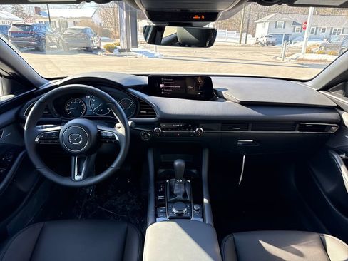 New 2026 MAZDA MAZDA3 Hatchback w/Premium Plus Pkg image 14