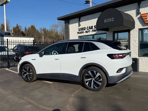 Used 2021 Volkswagen ID.4 1st Edition image 4