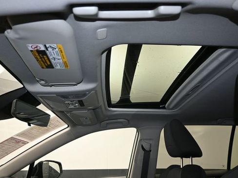 Certified 2025 Toyota RAV4 XLE w/ Convenience Package image 26