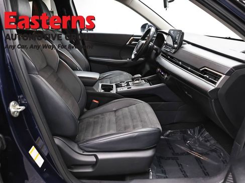 Used 2024 Mitsubishi Outlander SE FWD image 23