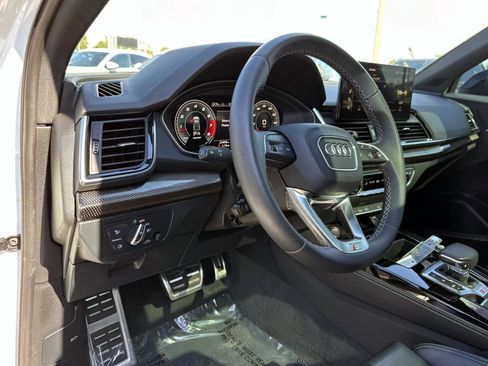 Used 2023 Audi SQ5 Premium Plus w/ Premium Plus Package image 19