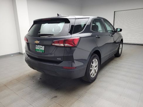 Used 2022 Chevrolet Equinox LS AWD/4WD image 9