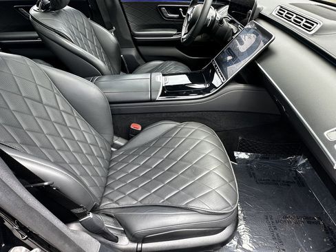 Certified 2025 Mercedes-Benz S 580 4MATIC Sedan image 15