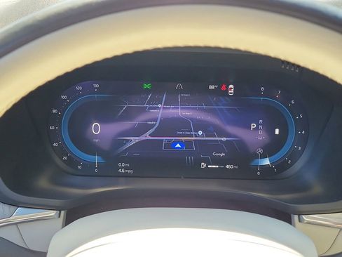 Used 2023 Volvo XC60 B5 Plus image 29