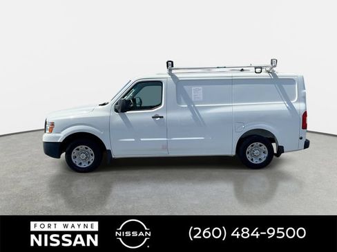 Used 2016 Nissan NV 2500 SV RWD image 6