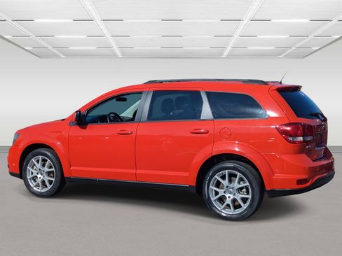 Used 2018 Dodge Journey SXT w/ Connectivity Group image 3
