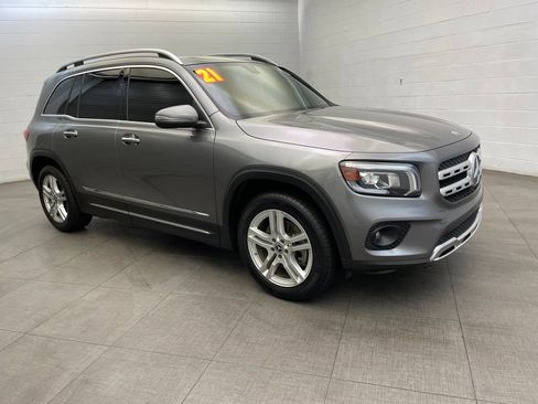 Used 2021 Mercedes-Benz GLB 250 4MATIC image 5