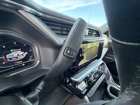 Certified 2024 GMC Sierra 2500 Denali w/ Denali Reserve Package AWD/4WD image 17