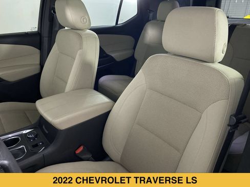 Certified 2022 Chevrolet Traverse LS FWD image 10