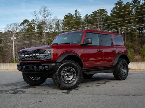 Used 2025 Ford Bronco Badlands w/ Sasquatch Package AWD/4WD image 2
