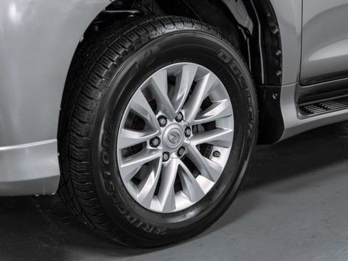 Used 2021 Lexus GX 460 Premium image 50