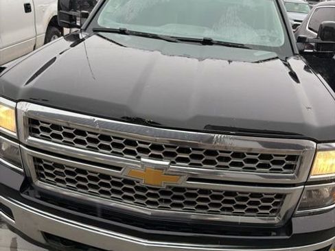 Used 2015 Chevrolet Silverado 1500 LT image 2