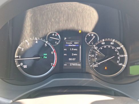 Used 2023 Lexus GX 460 Premium w/ Premium Package AWD/4WD image 18