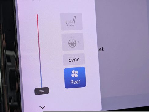New 2026 Chrysler Voyager LX image 23