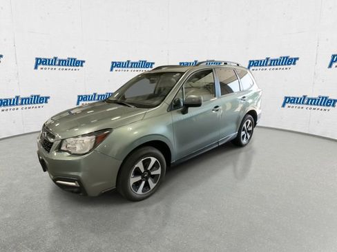 Used 2018 Subaru Forester 2.5i Premium AWD/4WD image 5