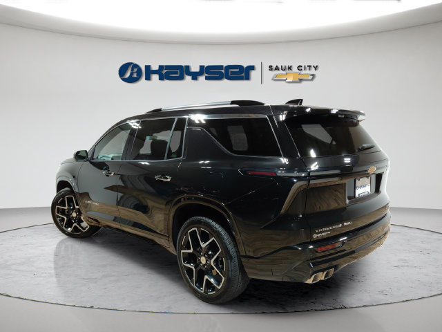 Used 2026 Chevrolet Traverse High Country w/ LPO, Floor Liner Package AWD/4WD image 5