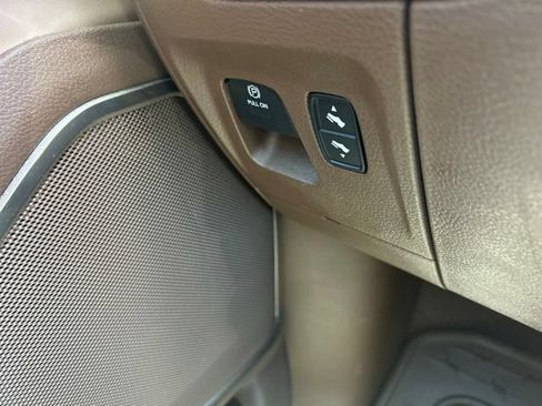 Used 2019 RAM 1500 Limited AWD/4WD image 18