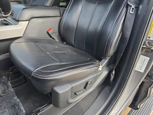 Used 2021 Ford F250 Lariat w/ Lariat Ultimate Package image 12