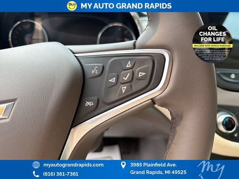 Used 2024 Chevrolet Malibu LT FWD image 16