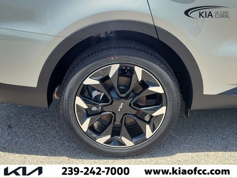 New 2026 Kia Sorento EX w/ EX Premium Package FWD image 9
