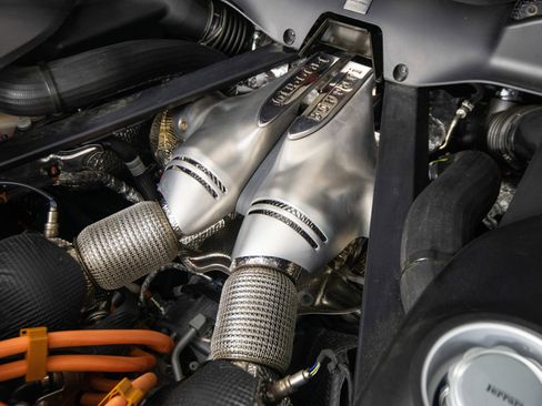 Certified 2024 Ferrari 296 GTB RWD image 34