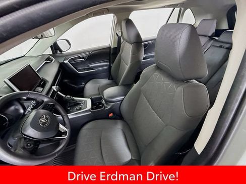 Used 2023 Toyota RAV4 XLE w/ Convenience Package AWD/4WD image 5