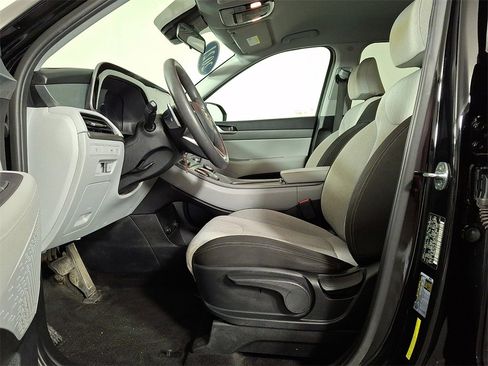 Used 2021 Hyundai Palisade SE w/ Winter Package image 17