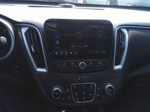 Used 2023 Chevrolet Malibu LT image 6