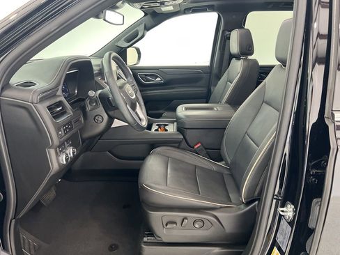 Used 2024 GMC Yukon XL SLT w/ SLT Luxury Package AWD/4WD image 18