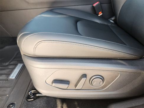 New 2026 Kia Sportage EX image 17