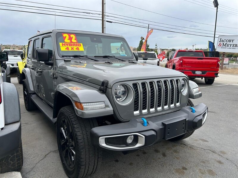 Used 2022 Jeep Wrangler Unlimited Sahara w/ Cold Weather Group AWD/4WD image 5