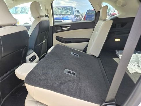 Used 2023 Ford Edge Titanium AWD/4WD image 34