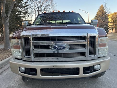 Used 2008 Ford F350 Lariat image 2