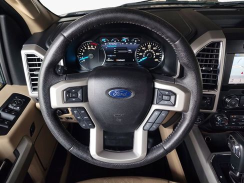 Used 2016 Ford F150 Lariat image 21