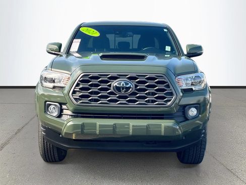 Used 2021 Toyota Tacoma TRD Sport RWD image 2