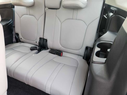 Certified 2023 Honda Pilot EX-L image 30