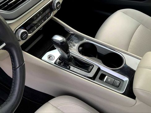 Used 2020 Nissan Altima 2.5 SV image 16