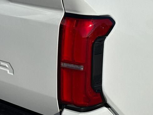 New 2026 Toyota Tacoma SR5 image 31