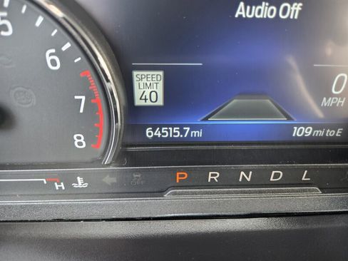 Used 2023 Ford Explorer Limited image 19