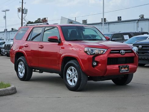 Used 2023 Toyota 4Runner SR5 RWD image 8