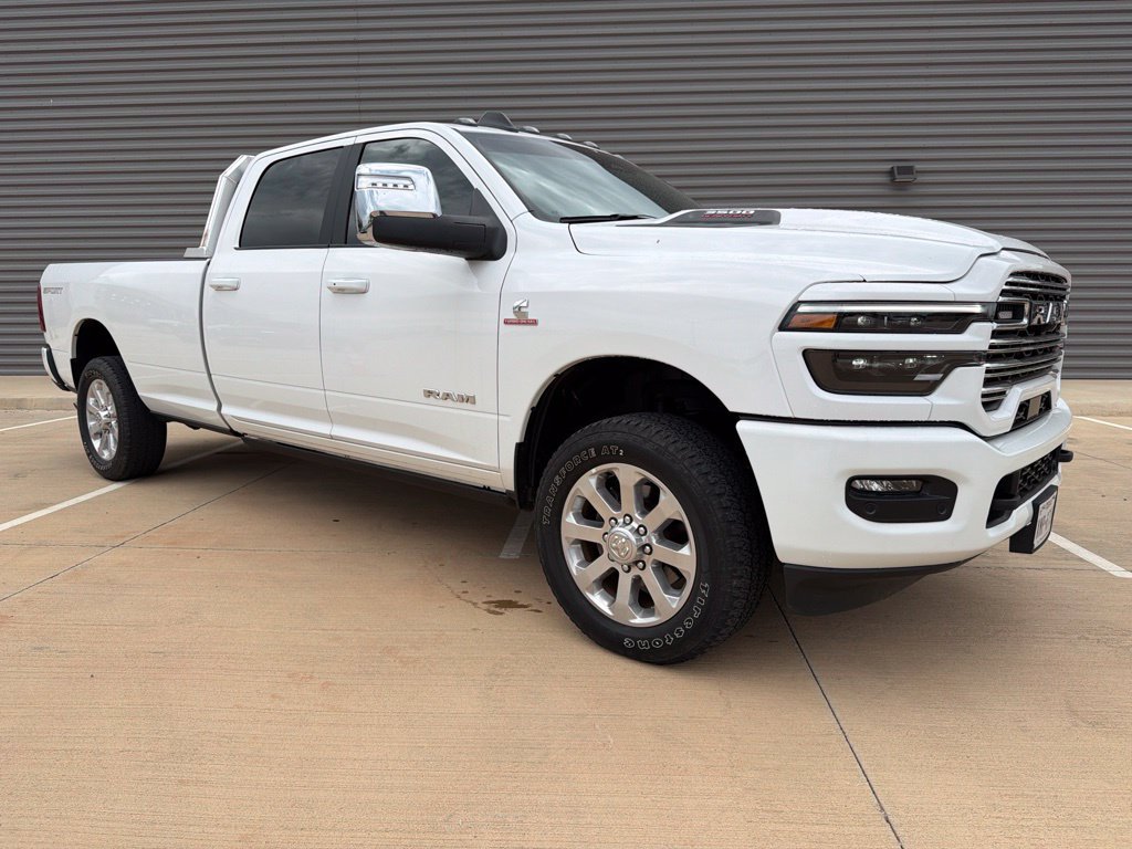 Used 2025 RAM 3500 Laramie AWD/4WD image 1