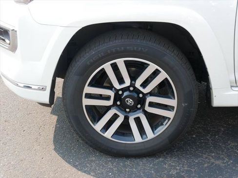 Certified 2023 Toyota 4Runner Limited AWD/4WD image 8