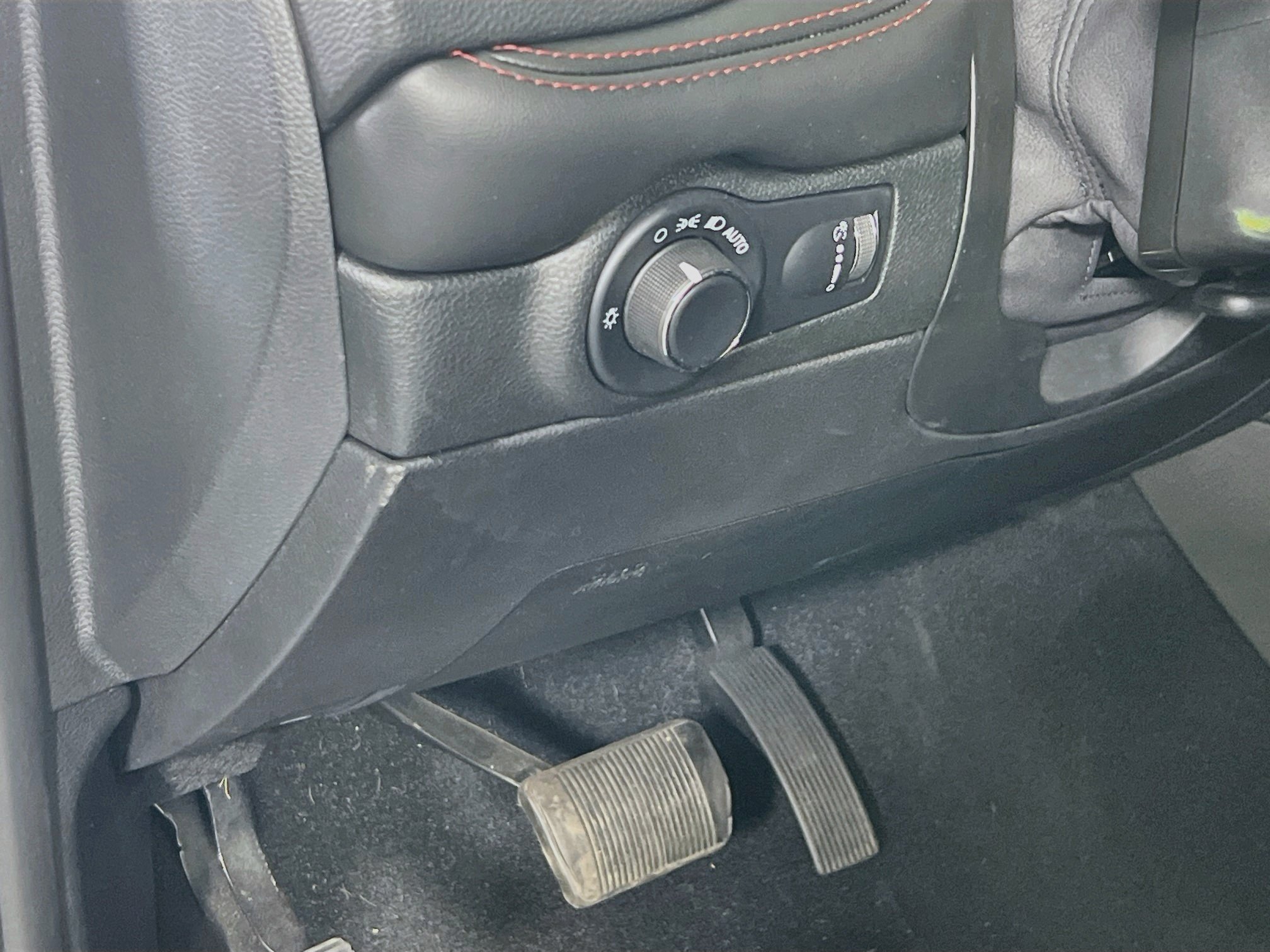 Used 2023 Dodge Durango GT AWD/4WD image 10