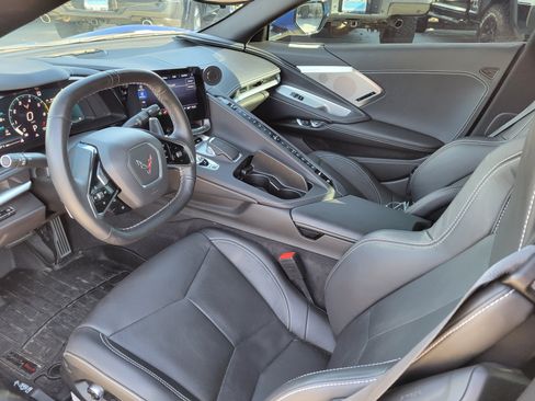 Used 2023 Chevrolet Corvette Stingray Preferred Cpe w/ Z51 Performance Package RWD image 15