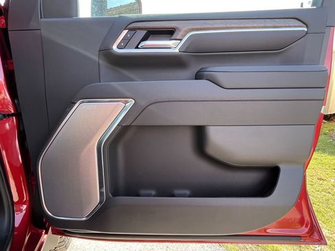 New 2026 Chevrolet Silverado 3500 High Country w/ High Country Premium Package AWD/4WD image 18